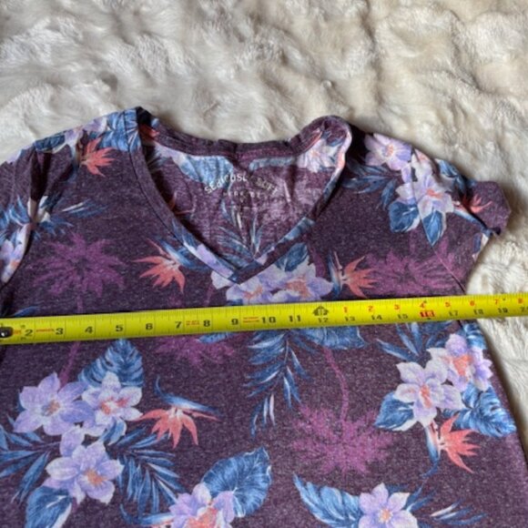 2/$40 Aero Seriously Soft Perfect V Short Sleeve T-shirt Floral Ladies Size M - Picture 5 of 7